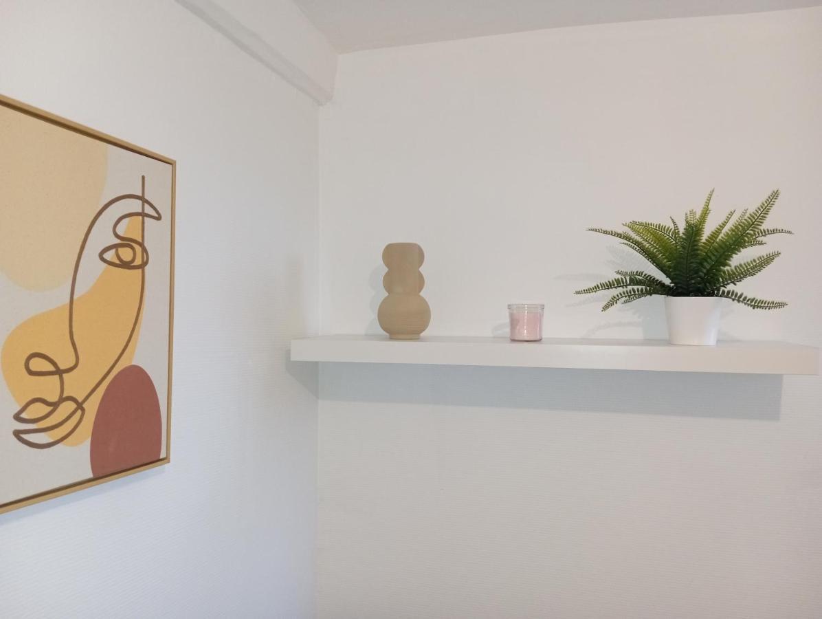 Conches-en-Ouche Appartement Cosy Plein Centre מראה חיצוני תמונה